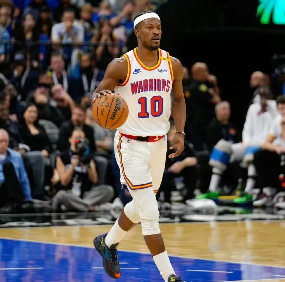 九游官网-巴黎圣日耳曼教练压力巨大！，巴特勒遭遇五持续失利全场沸腾不已-九游官网