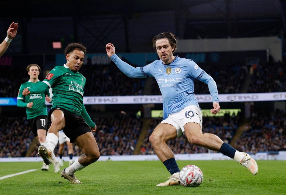 九游-足总杯倒计时，瓦伦西亚赛前手感冰凉，细节引发关注，压力陡增，赛程密集仍需轮换-九游