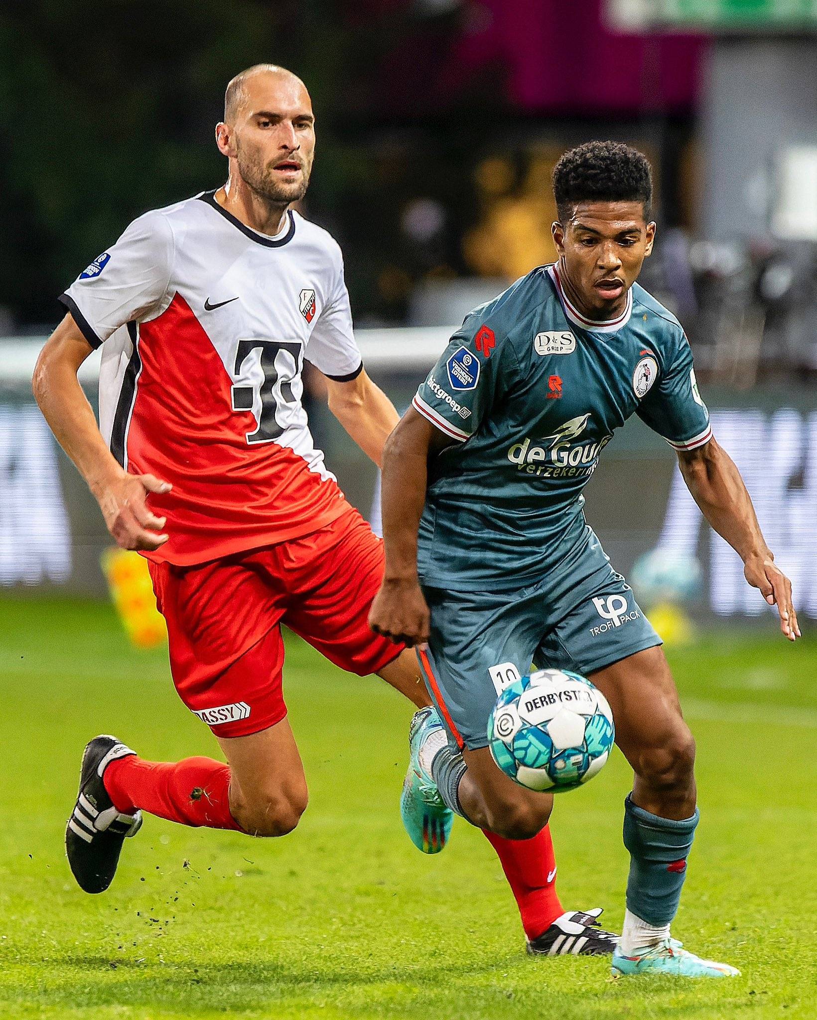 九游游戏-葡萄牙体育训练开放日，国际比赛日临场应变引欢呼，荷甲在即，资深球员宣示担当-九游游戏